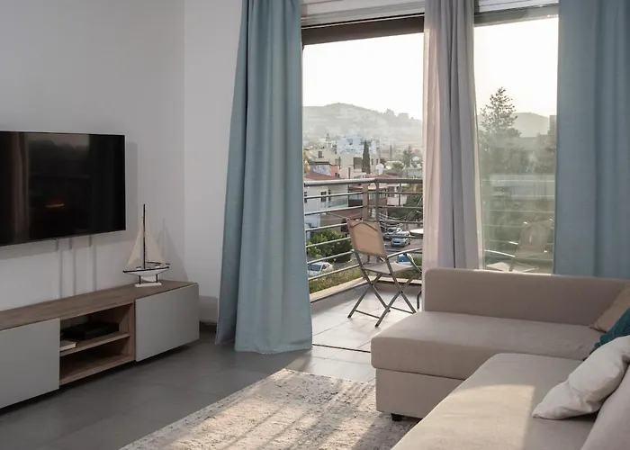 Cosy Flat With Panoramic View, 15 Min To Airport *