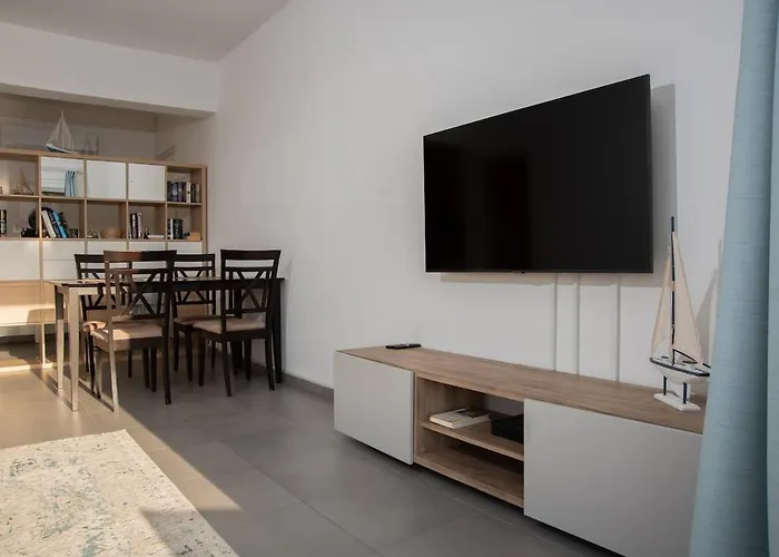 Cosy Flat With Panoramic View, 15 Min To Airport Апартаменты Geroskipou