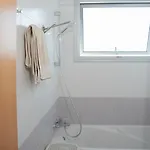 公寓 Cosy Flat With Panoramic View, 15 Min To Airport
