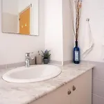 Cosy Flat With Panoramic View, 15 Min To Airport 公寓 *