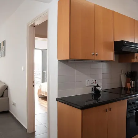 Daire Cosy Flat With Panoramic View, 15 Min To Airport