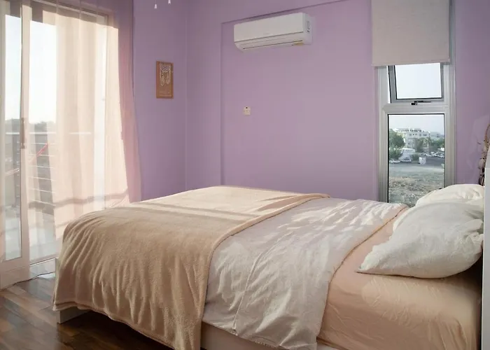 Daire Cosy Flat With Panoramic View, 15 Min To Airport *